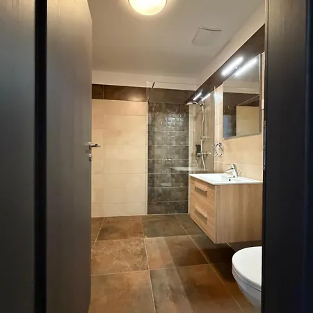Royal Aura Residence-sarvar Lägenhet